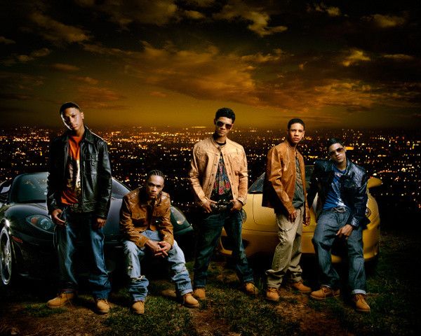 Photo or artwork: B5