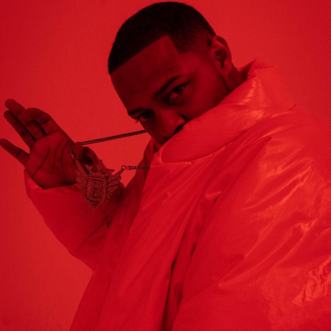 Photo or artwork: Bow Wow