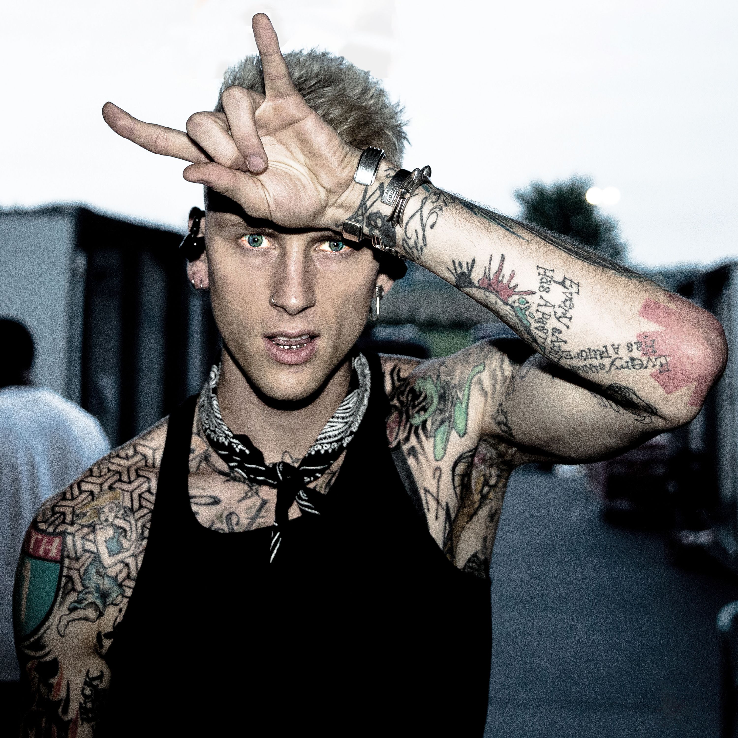 Photo or artwork: Machine Gun Kelly